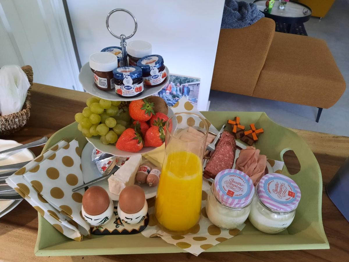 Bed and Breakfast Domstate Ee Zewnętrze zdjęcie